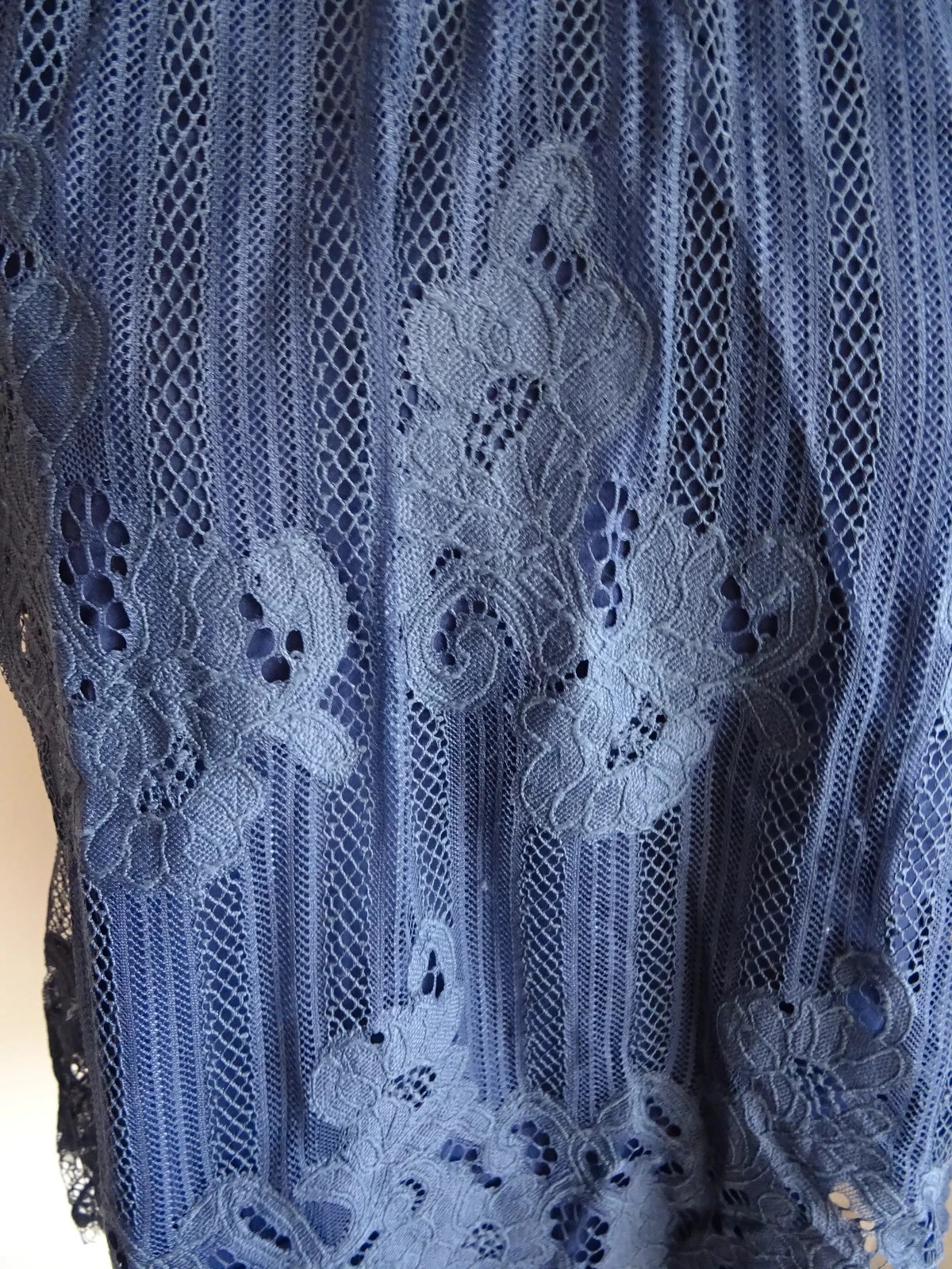 Pijama azul marinho com renda na frente tamanho M – photo 6